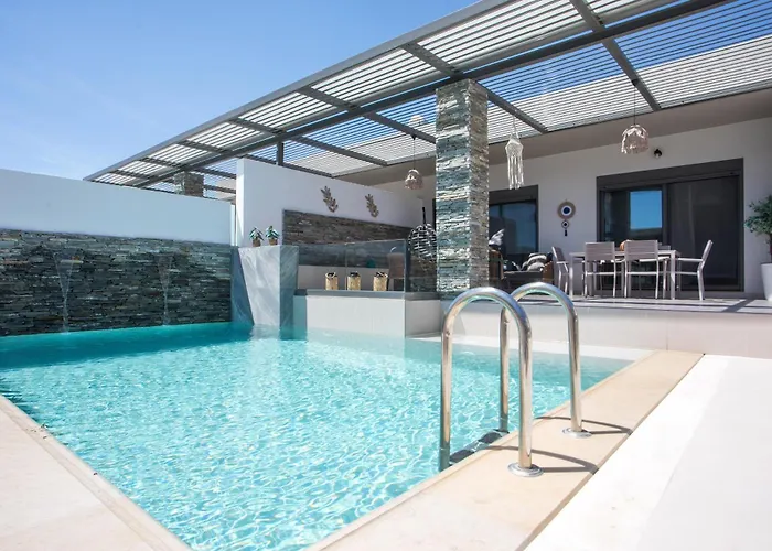 Kiki Luxury Villa
